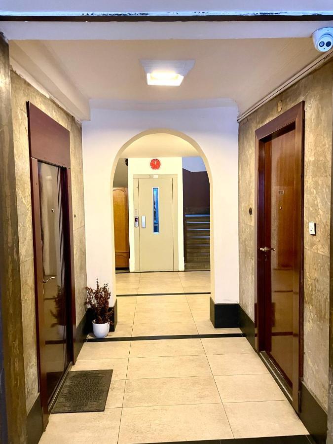 Triangle City Apartment 1 Белград Экстерьер фото